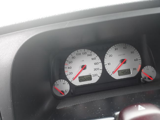 Volkswagen Golf 1.6 90 Gasolina ocasion - Automec%C3%A1nica talleres Barja