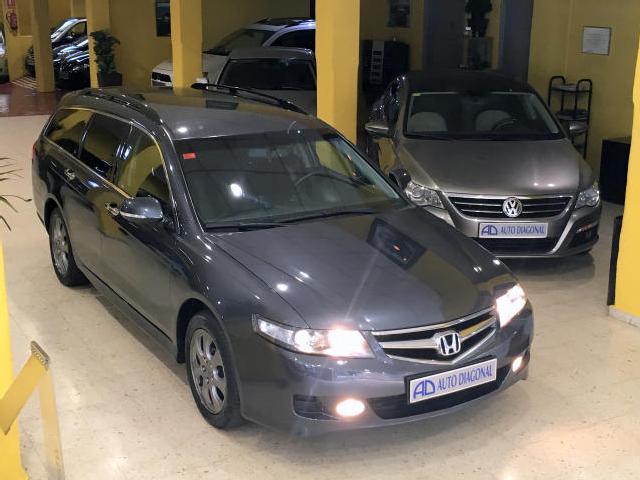 Honda Accord Tourer 2.2i-ctdi/nac/libro/clima/cuero/parktronic ocasion - AutoDiagonal