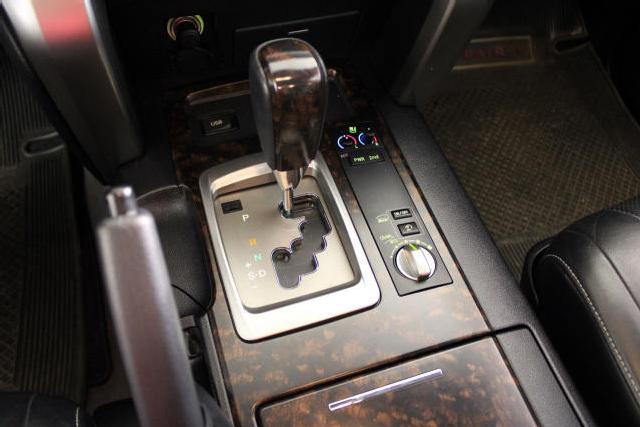 Toyota Land Cruiser 200 5.7l V8 Armoured Blindado 388cv ocasion - Arg%C3%BCelles Autom%C3%B3viles