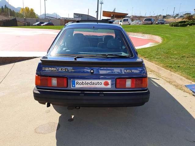 Ford Sierra 2.0i Ghia A.a. ocasion - CV Robledauto