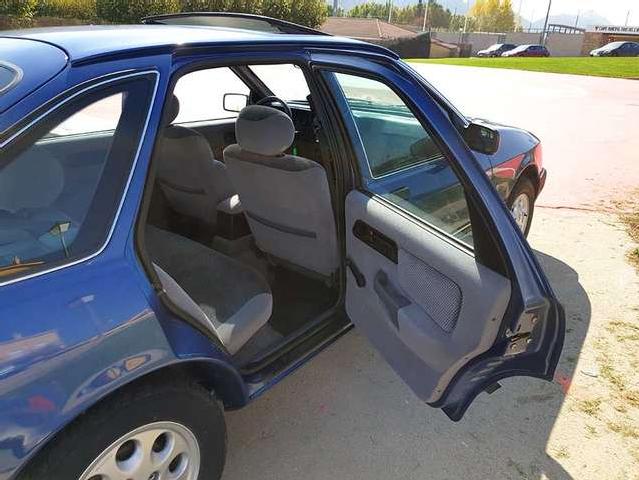 Ford Sierra 2.0i Ghia A.a. ocasion - CV Robledauto