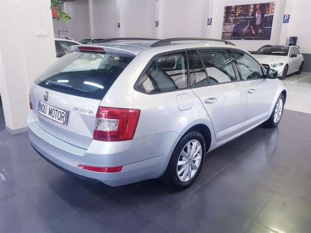 Skoda Octavia Combi 1.6tdi Cr Ambition Dsg 110 ocasion - Nou Motor